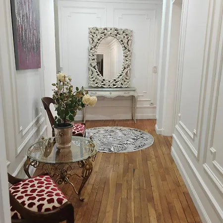 Apartment Grand 16eme *